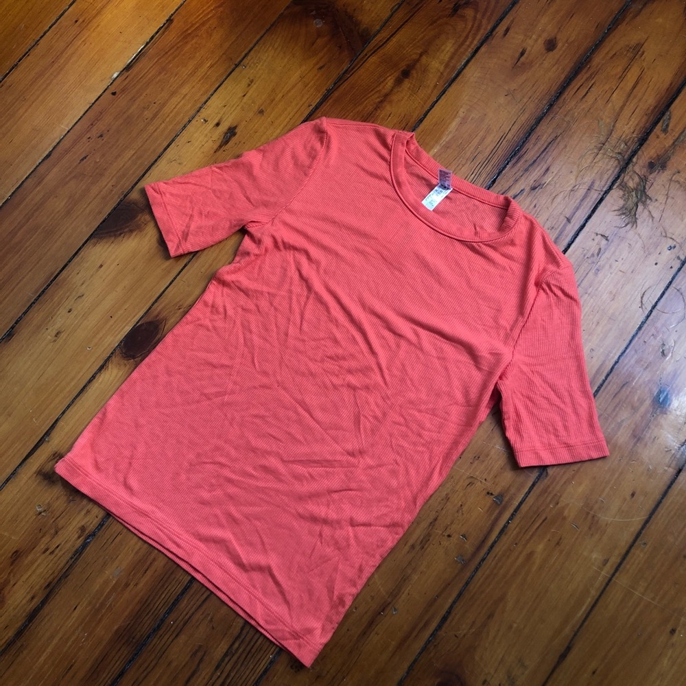 NWT Ribbed Tee - Picture 7 of 9